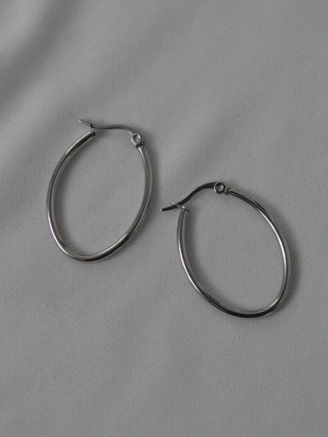 Stainless Steel Oval Hoops